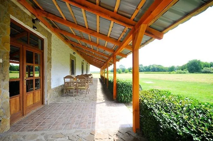 Gasthuis Gergely Tanya